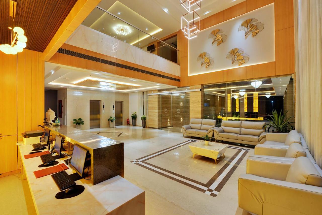 Clarion Hotel