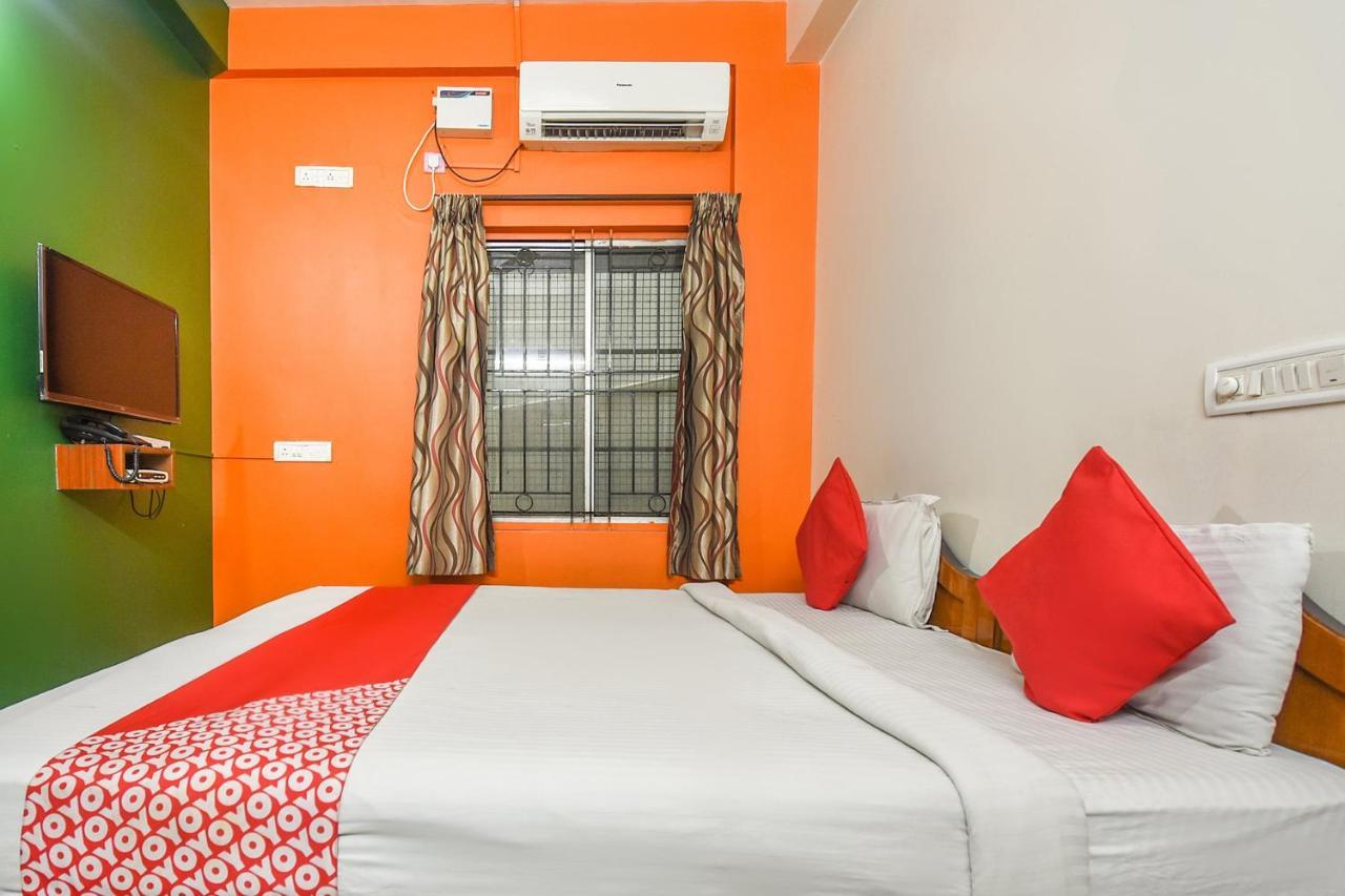 Super Oyo Exotica Near Ragigudda Sri Prasanna Anjaneyaswamy Temple Hotel 3*