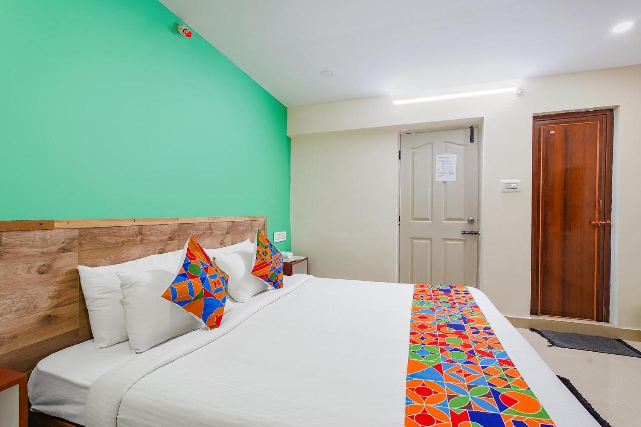 Fabexpress Manyu - Nr Haralur Road Hotel