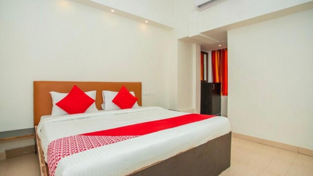 Hotel A M M Residency
