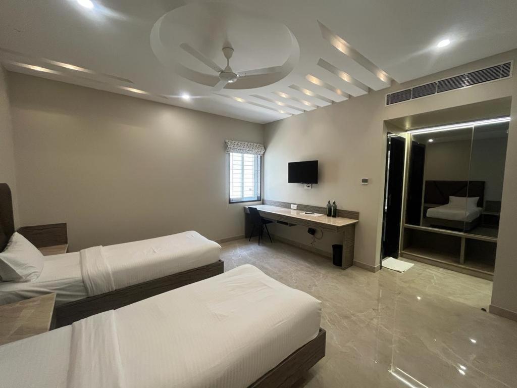 Sun Shine Hotel Bangalore