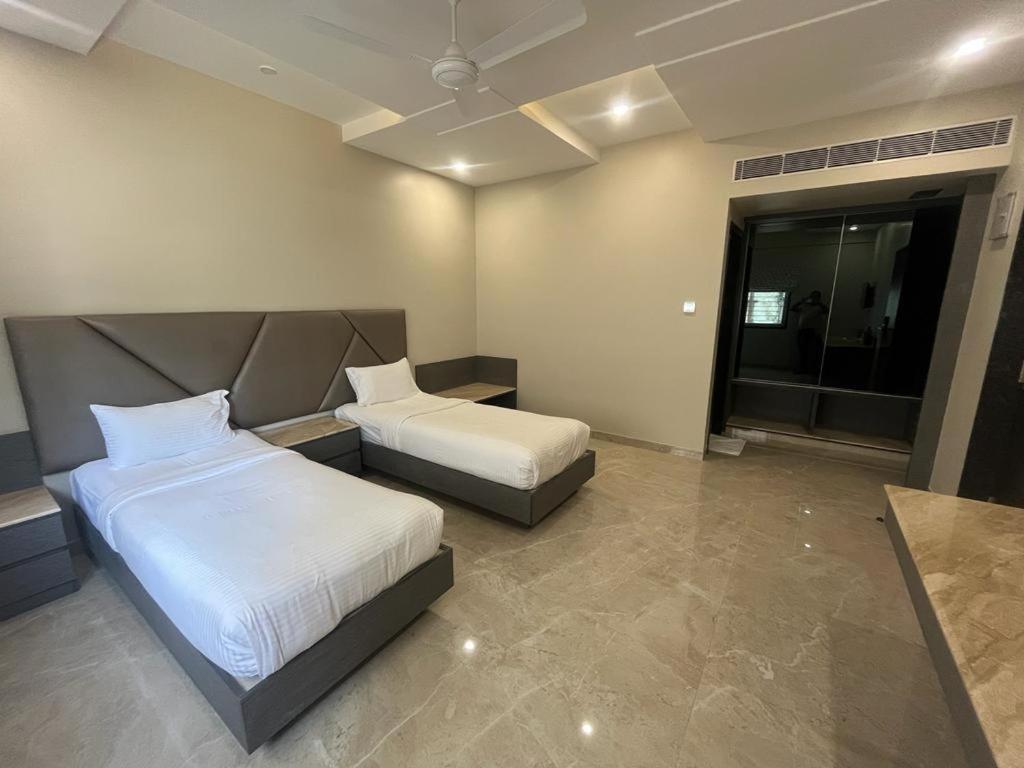Sun Shine 3* Bangalore