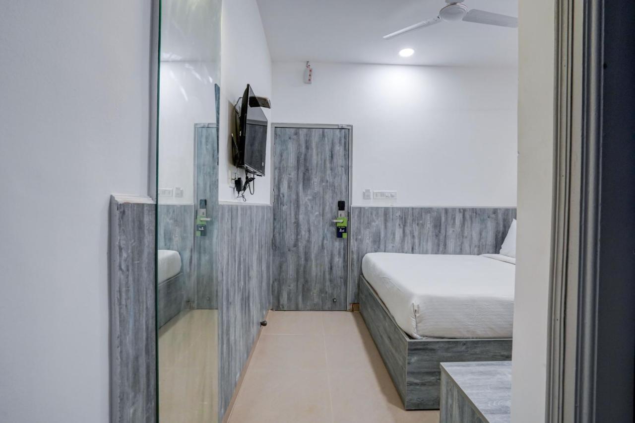 Myspace Express Balaji Paradise Hotel 3*