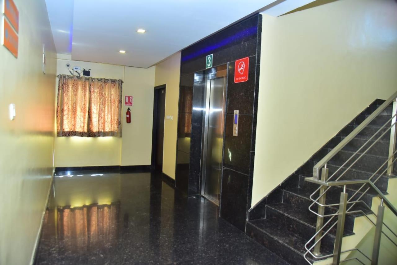 Fortune Hotel *