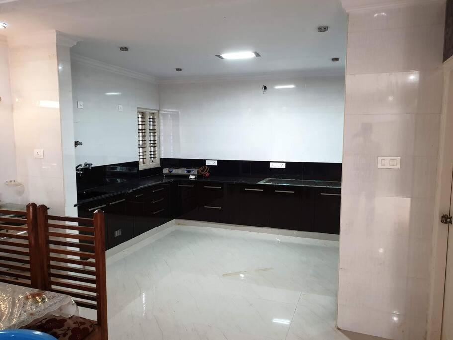B.k Farms 5 Bedroom With Pool Villa *