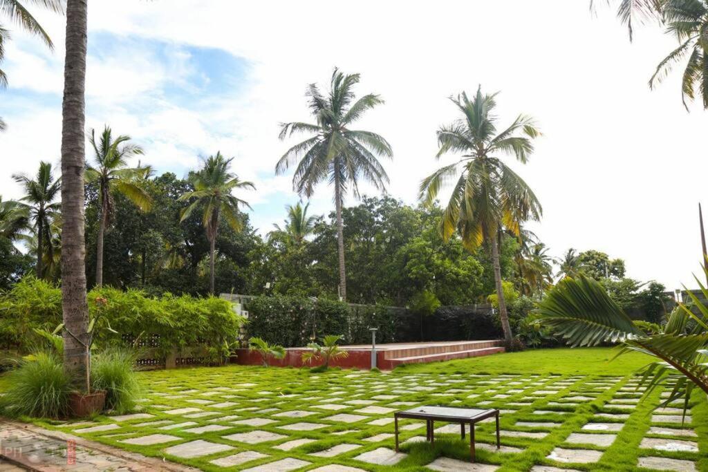 B.k Farms 5 Bedroom With Pool Villa