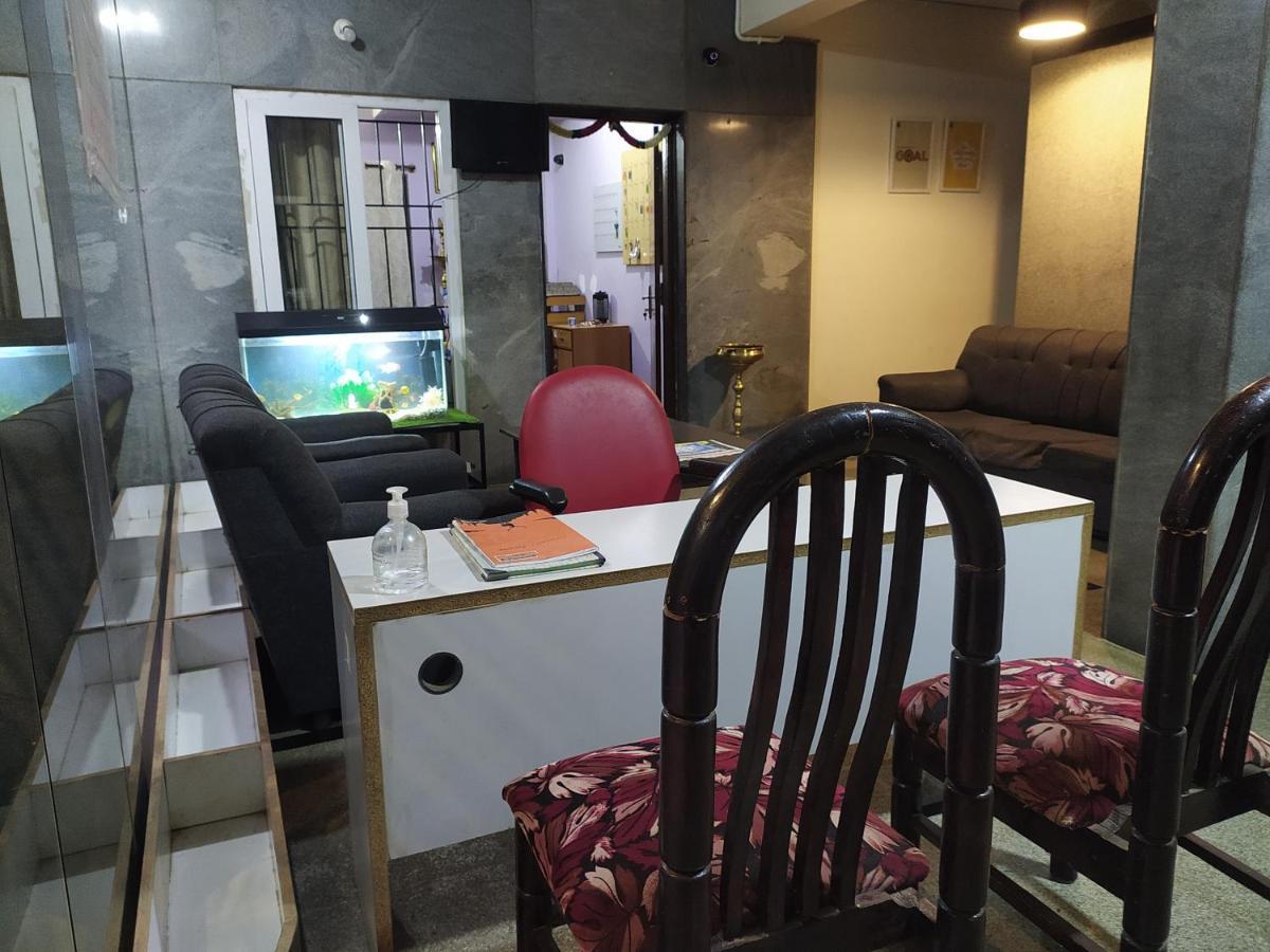 Sry Comfort Hotel *