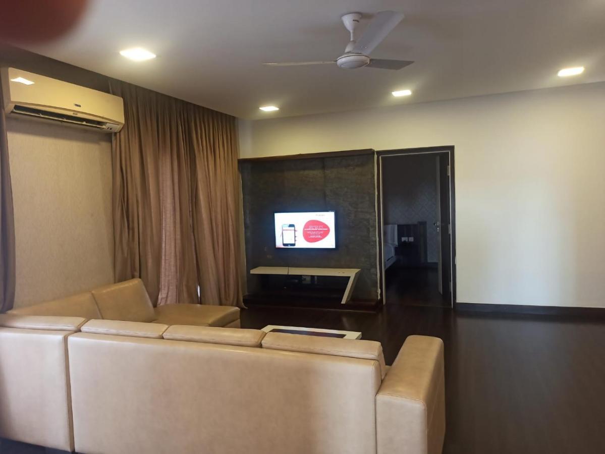 Crest Executive Suites, Whitefield Apartment *