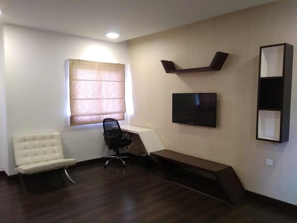 Crest Executive Suites, Whitefield Bangalore