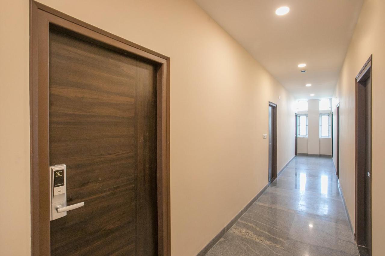 Townhouse Hbr Layout Hotel