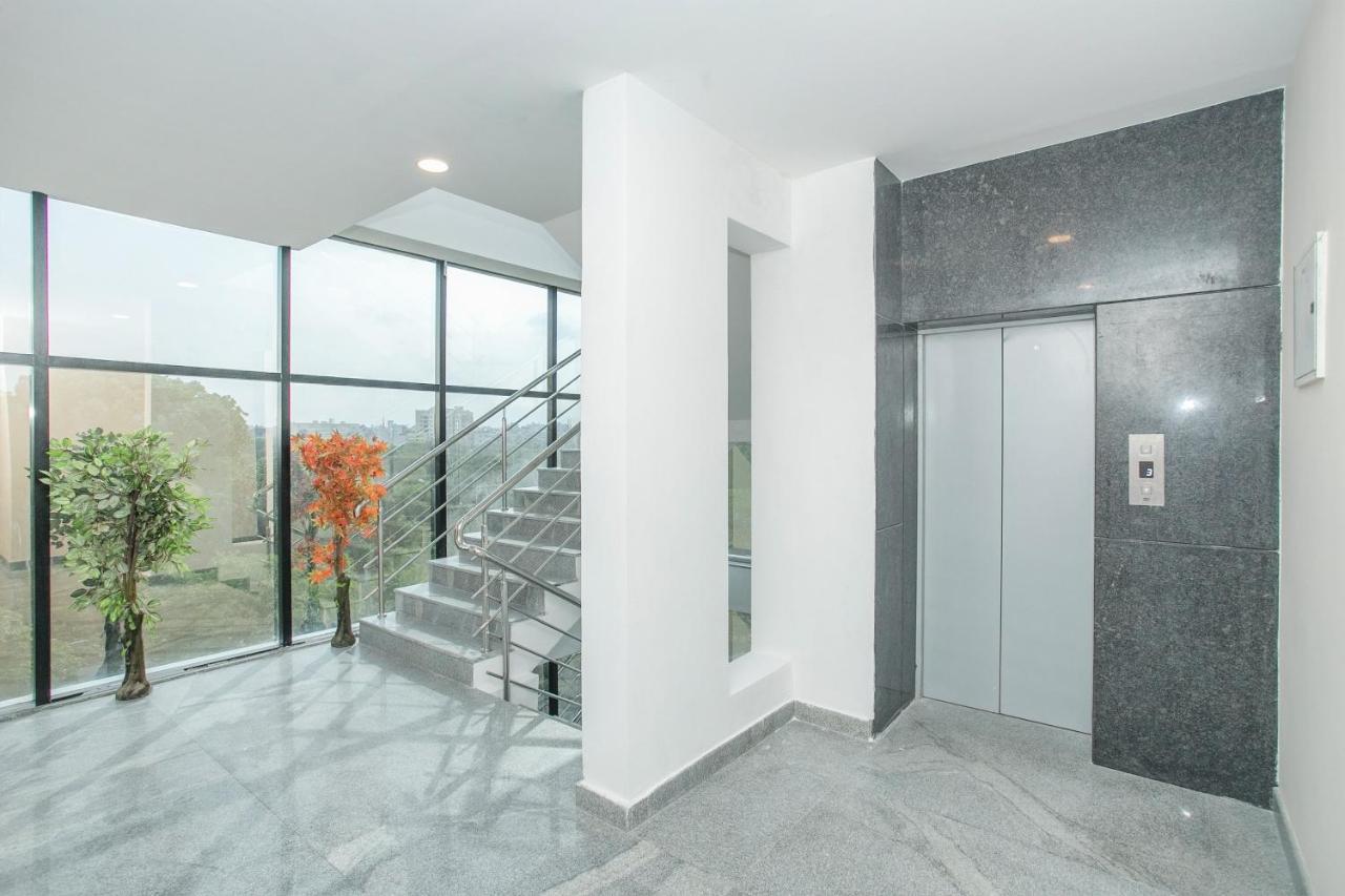 Townhouse Hbr Layout Hotel