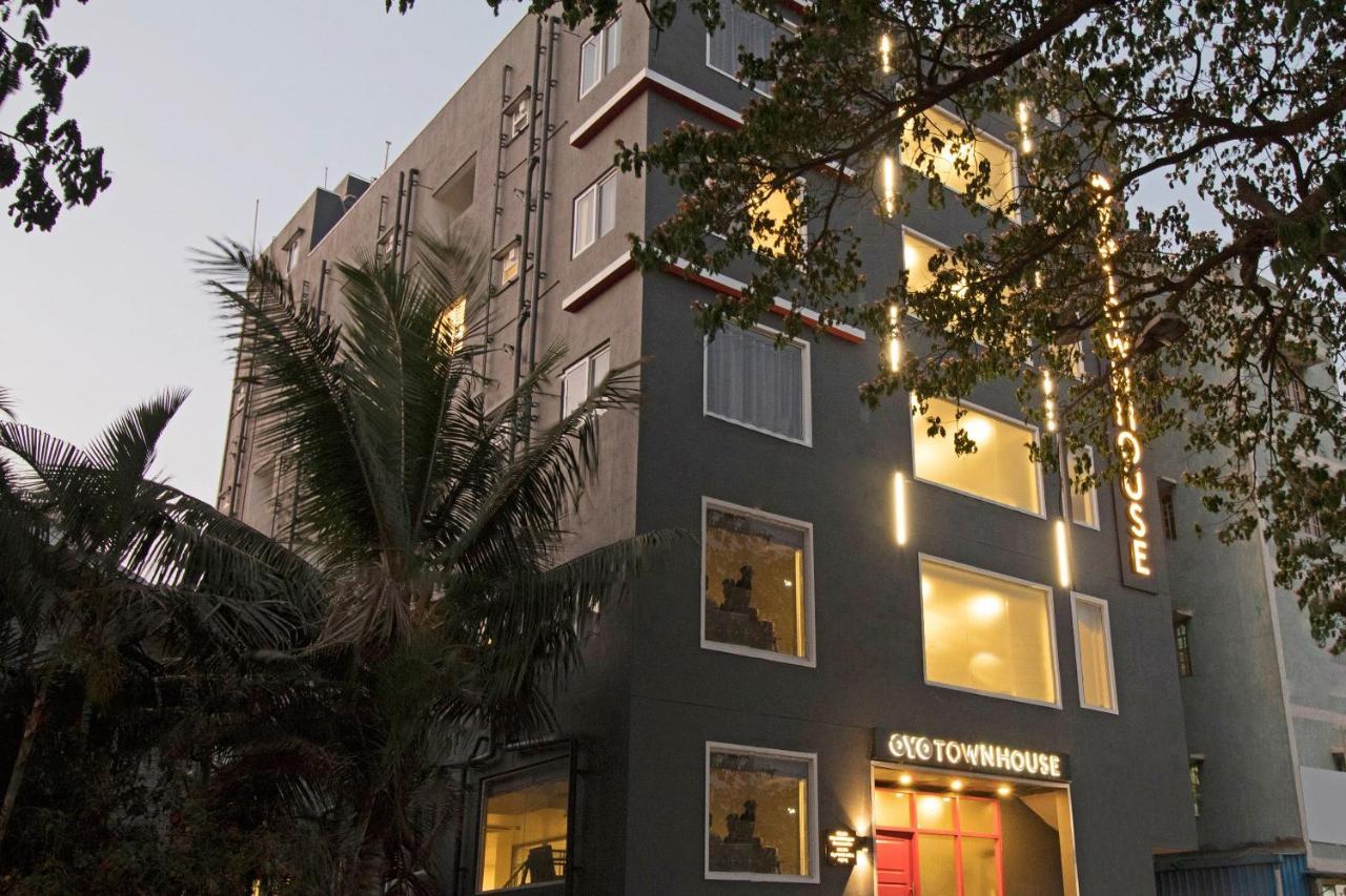 Hotel Townhouse Ramamurthy Nagar Near Baiyappanahalli Metro Station Bangalore