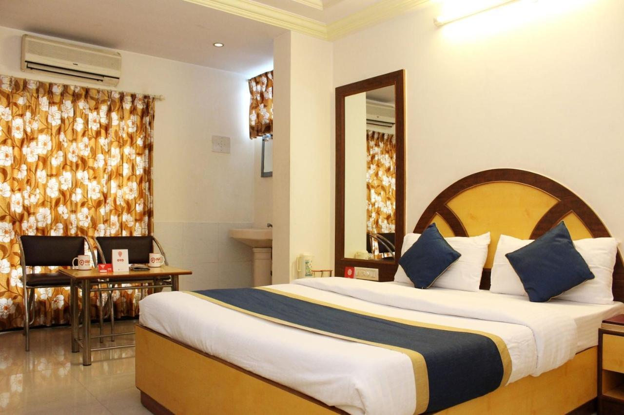 Oyo Hotel Ganga Sagar Near Sri Someshwara Swami Temple