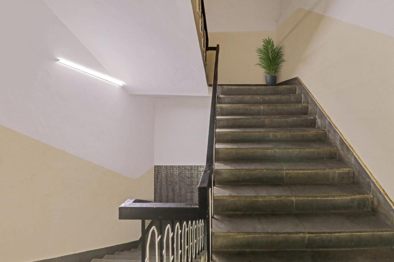 Hotel Super Oyo Flagship Elite Near Sri Sathya Ganapathi Shirdi Saibaba Temple Bangalore