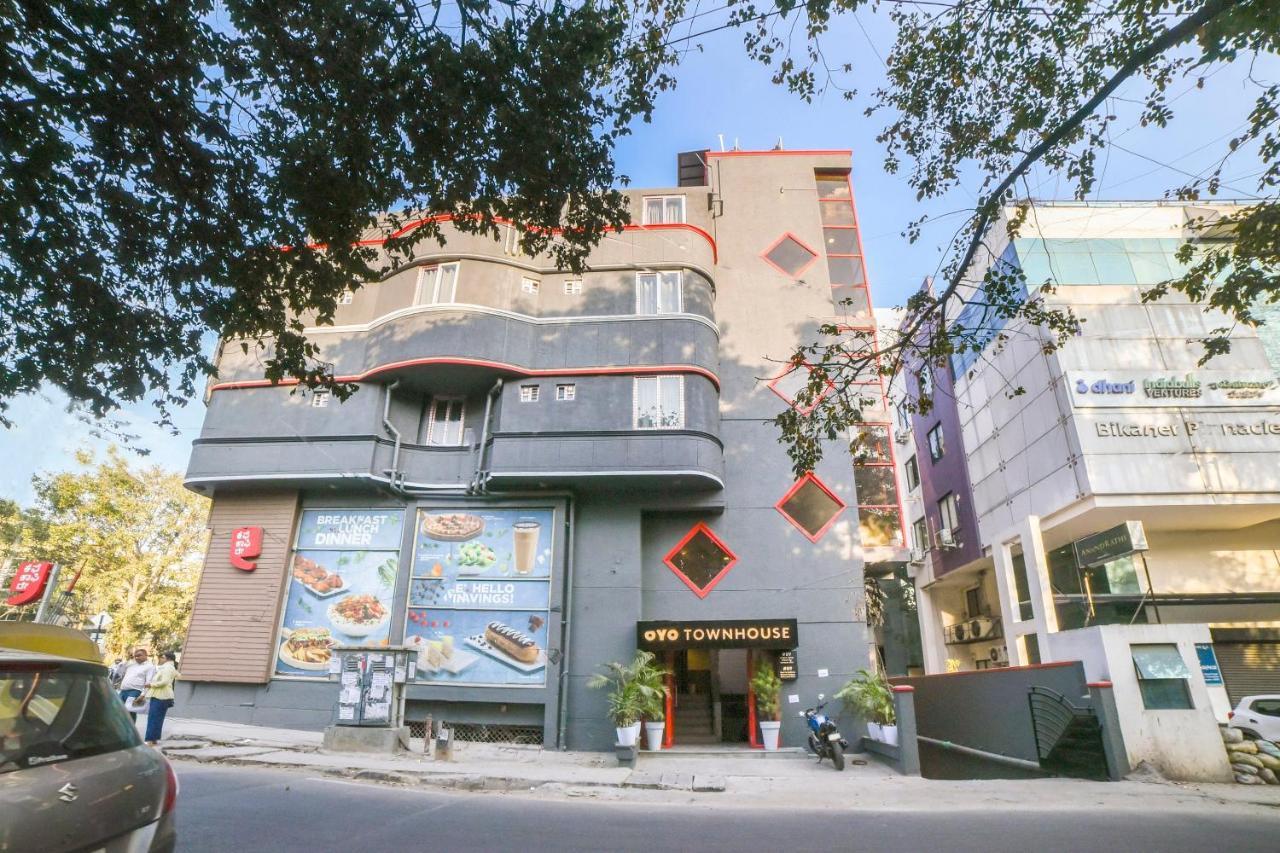 Hotel Townhouse Chic 364 Richmond Road Near Cubbon Park Bangalore