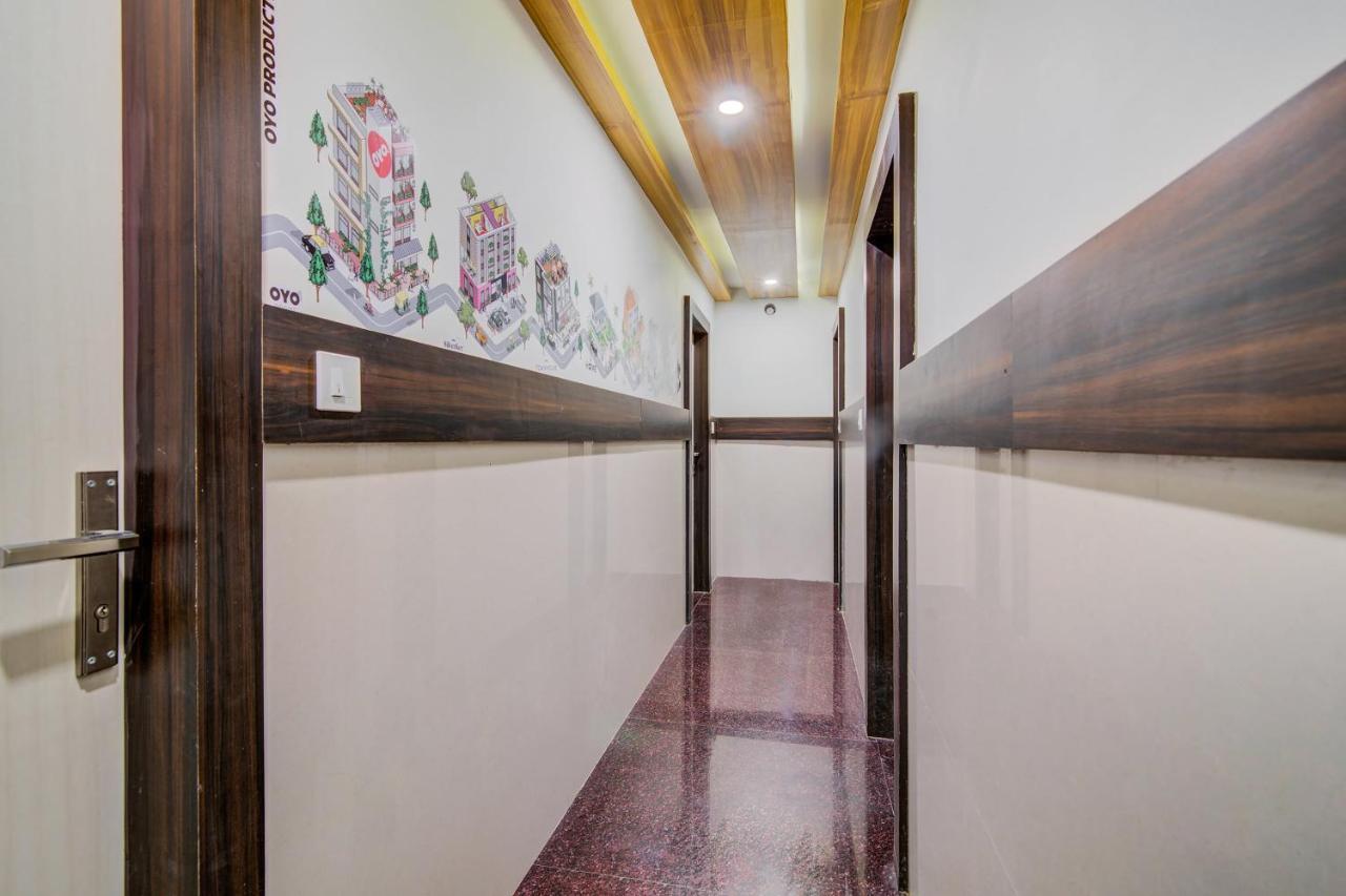 Hotel Oyo Varcity Park Near Ragigudda Sri Prasanna Anjaneyaswamy Temple Bangalore