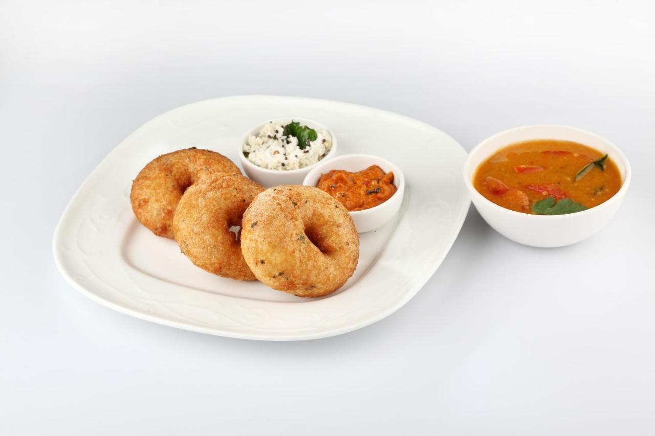 Hotel Collection O Vittala Comfort Near Ascendas Park Square Mall Bangalore