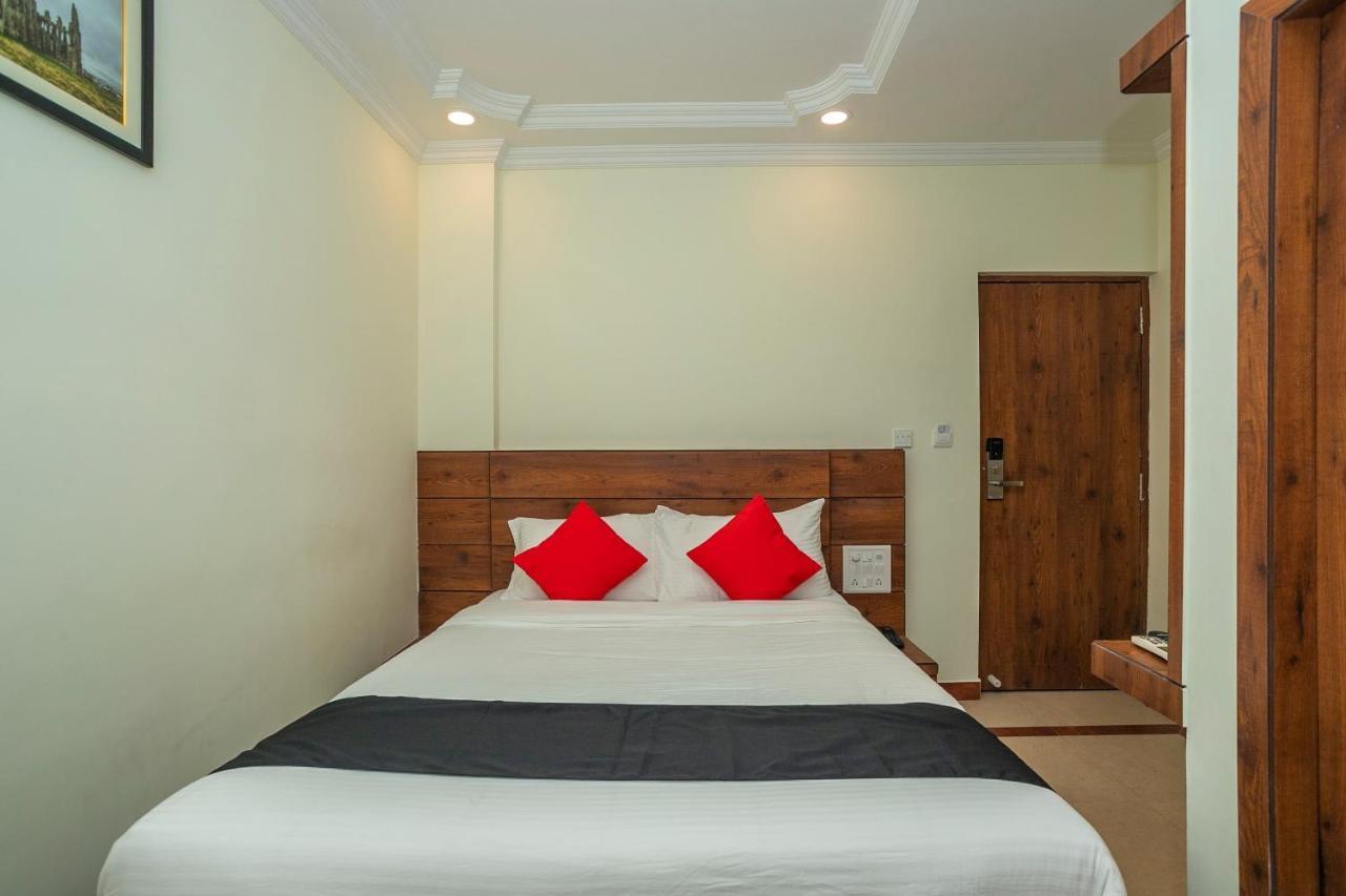 Capital O 13184 Savi International Hotel Bangalore