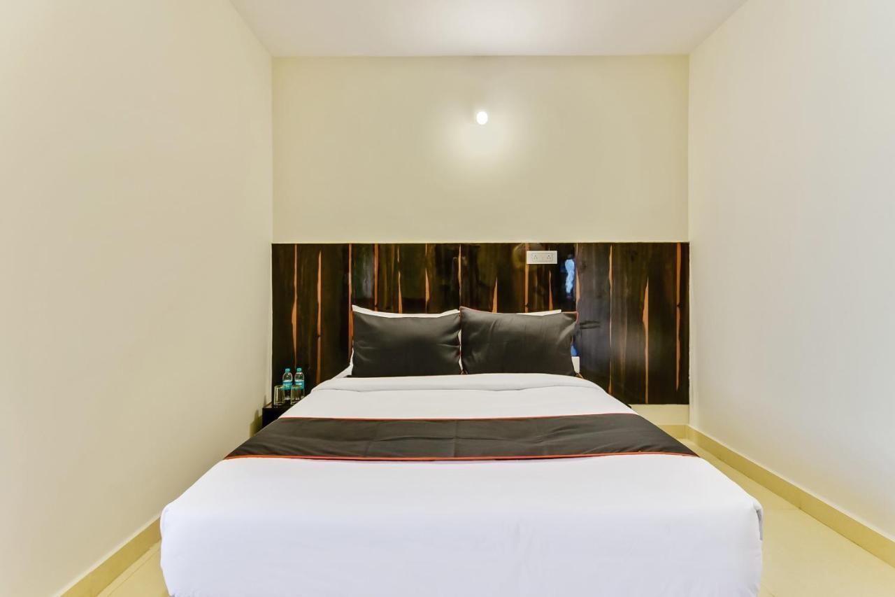 Collection O Vittala Comfort Near Ascendas Park Square Mall Hotel 4*