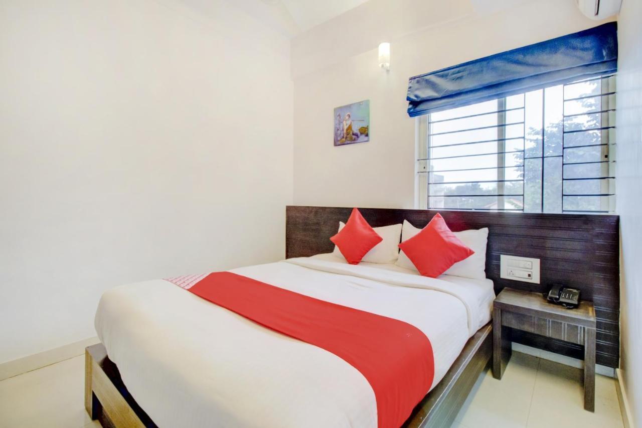 Oyo N D S Comforts Hotel