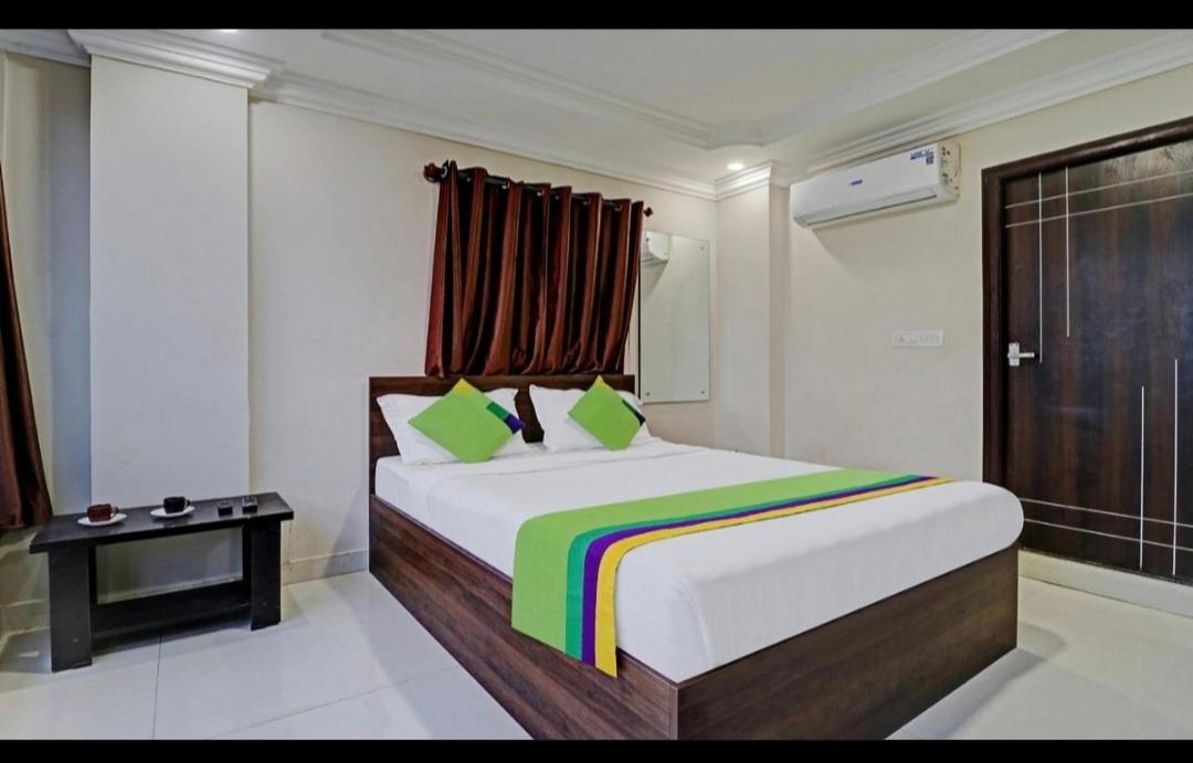 Hotel Royal Star Bangalore