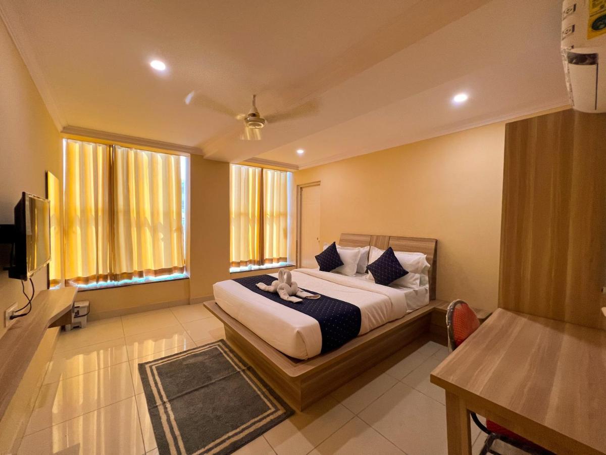 Bns Comforts By Agira Apartment Bangalore