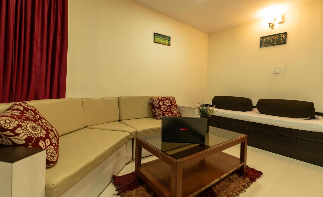 Apartment Seasons Suites *