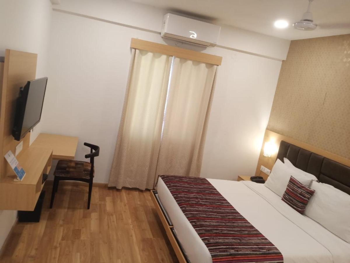Presidency Address Apartment *