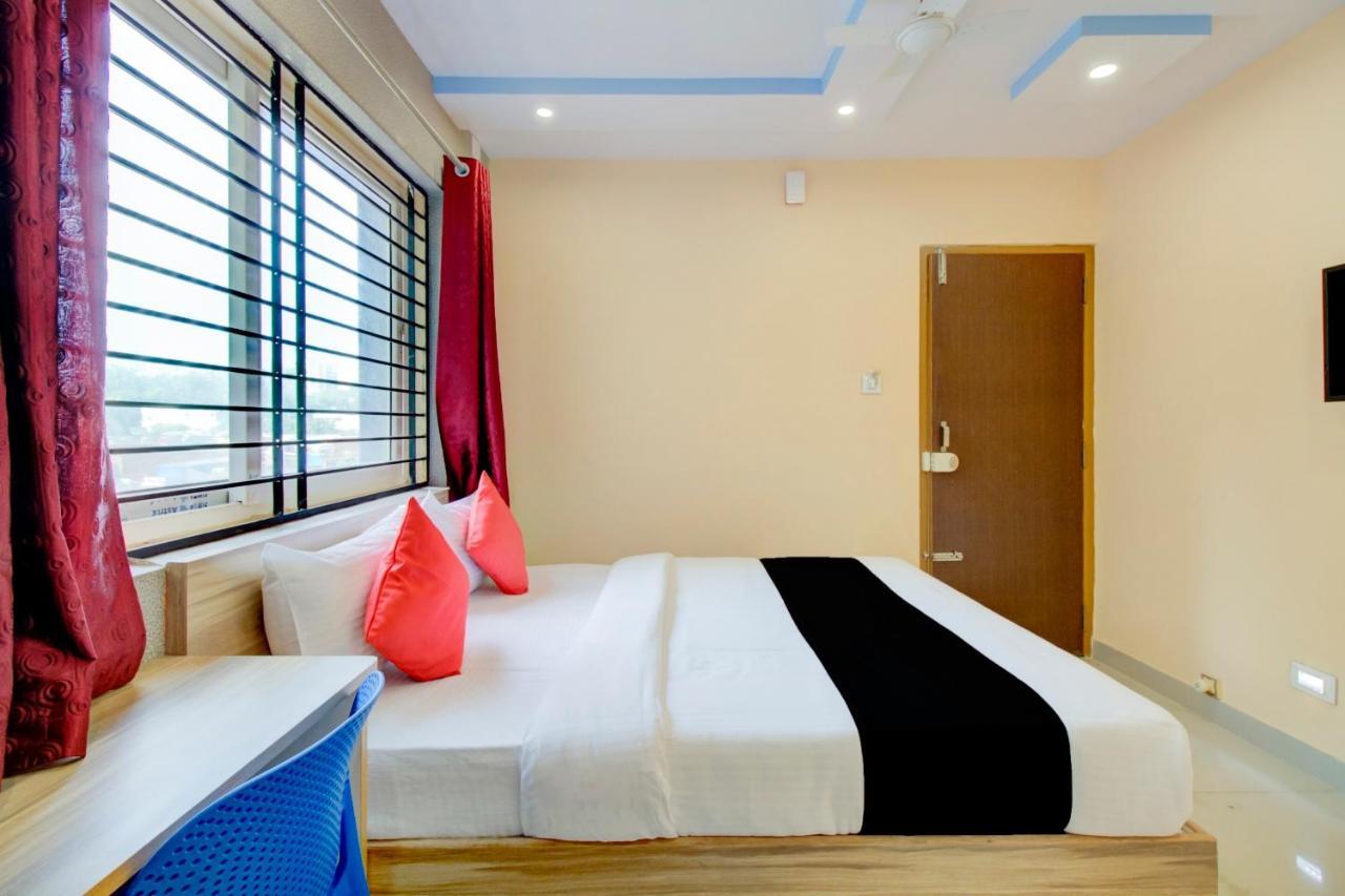 Hotel Collection O Rk Grand