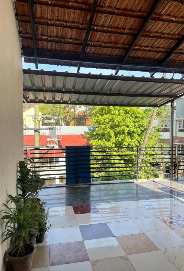 Apartamento Serenity - A Cozy 2bhk House Bangalore