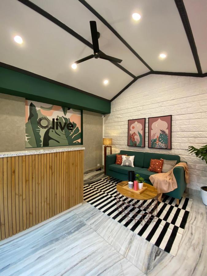 Olive Zip Indiranagar Metro By Embassy Group Hotel 2*
