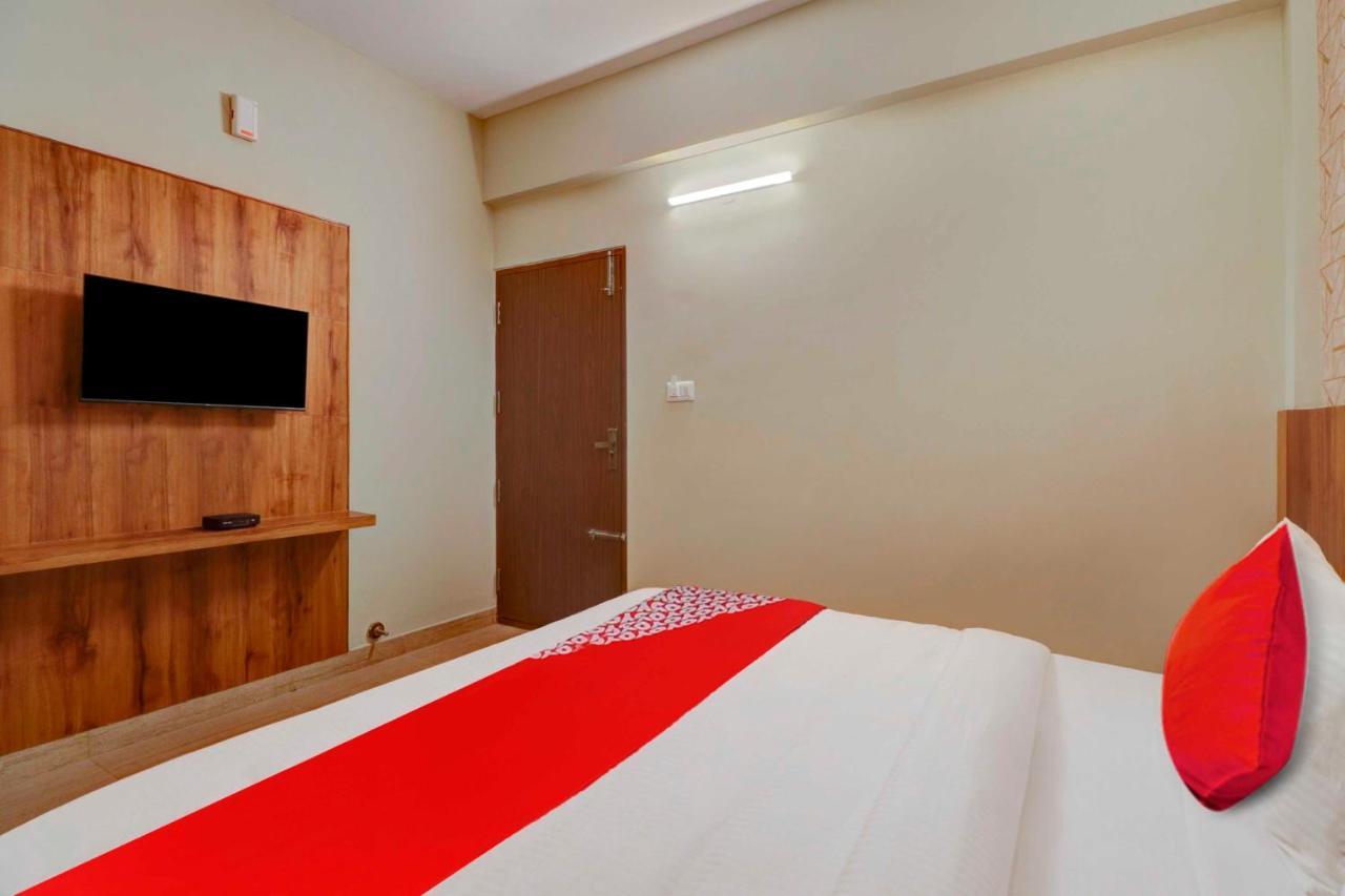 Hotel Super Collection O Global Near Kengeri Bus Terminal Metro Station 4*