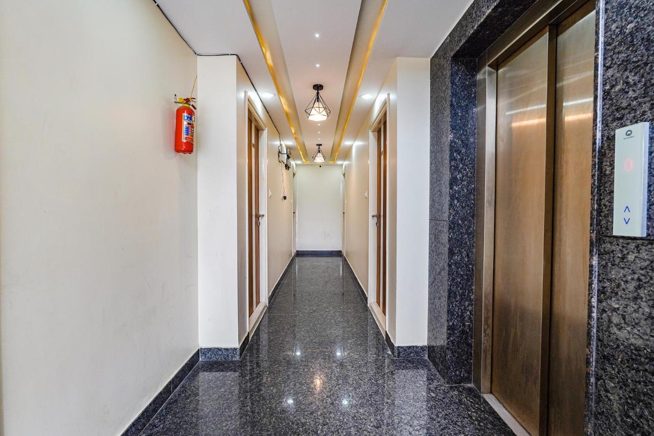 Fabexpress Nr Comforts Hotel 3*