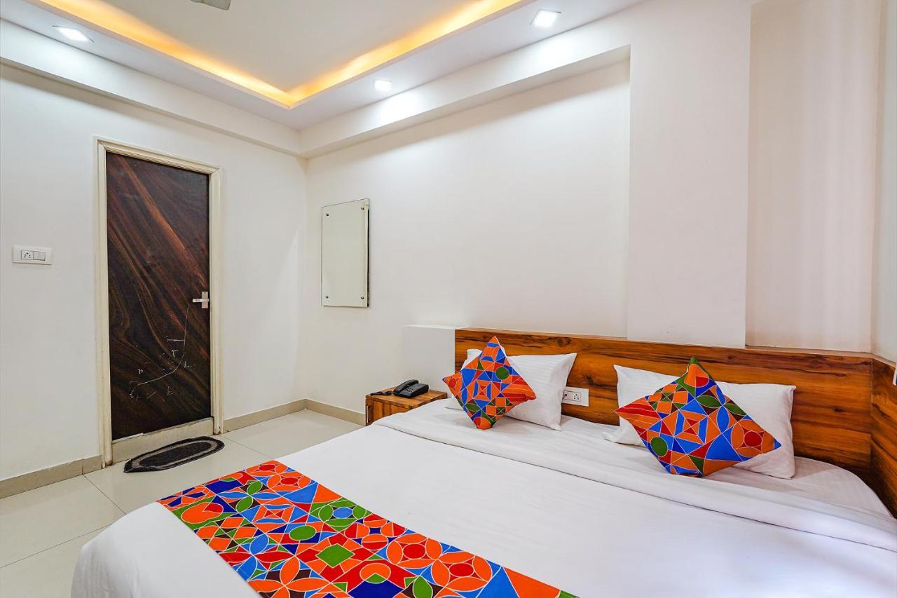 Hotel Fabexpress Nr Comforts 3*
