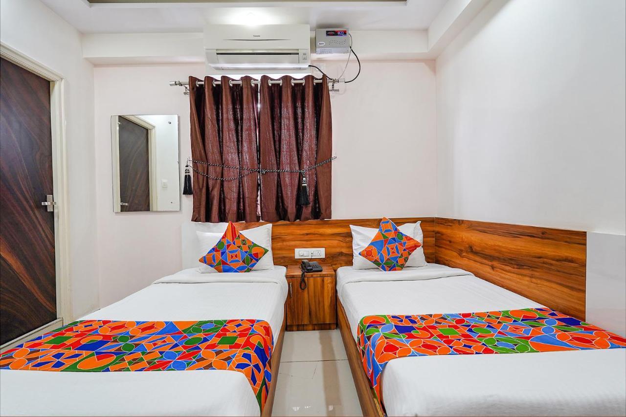 Hotel Fabexpress Nr Comforts