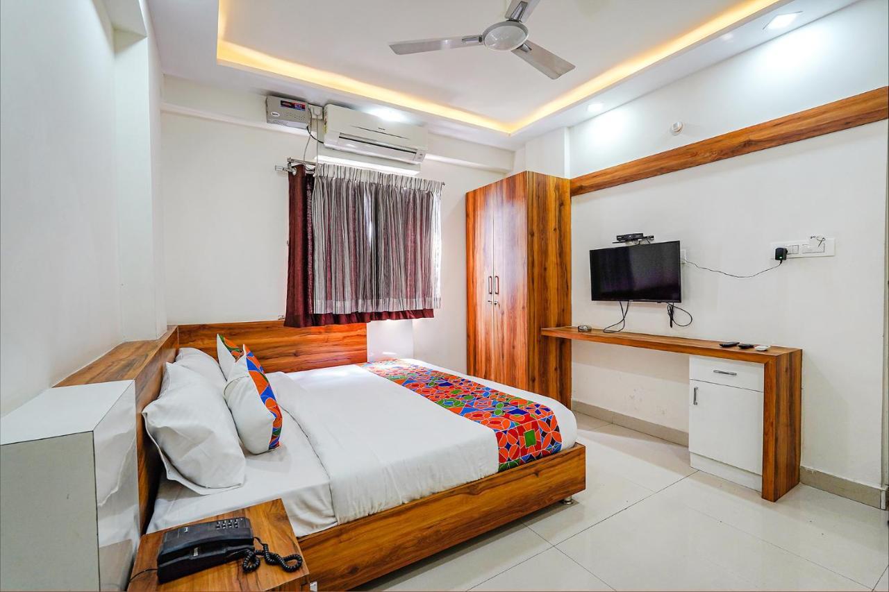 Hotel Fabexpress Nr Comforts
