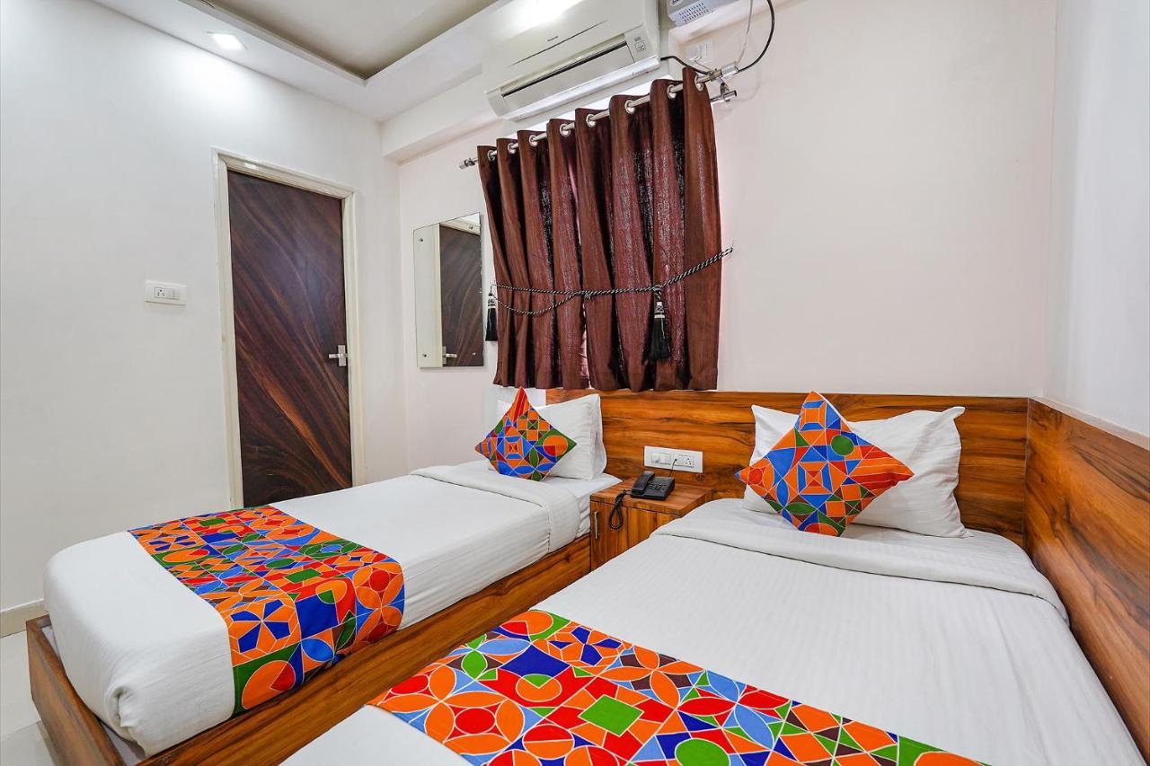Hotel Fabexpress Nr Comforts 3*
