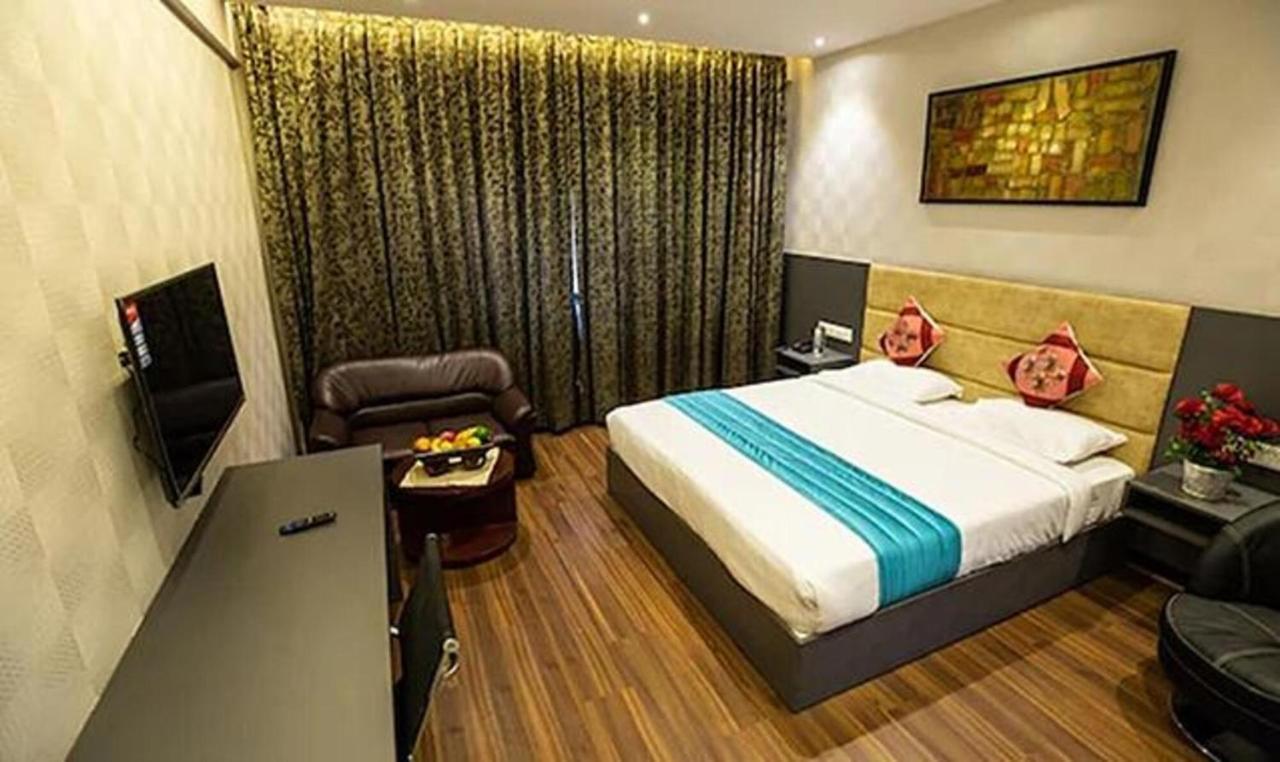 Hotel Fabhotel Prime Grand Seasons 2*