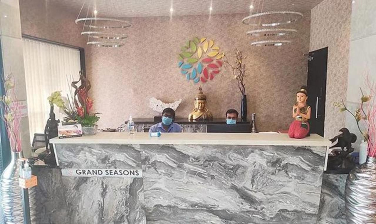 Fabhotel Prime Grand Seasons Hotel 2*