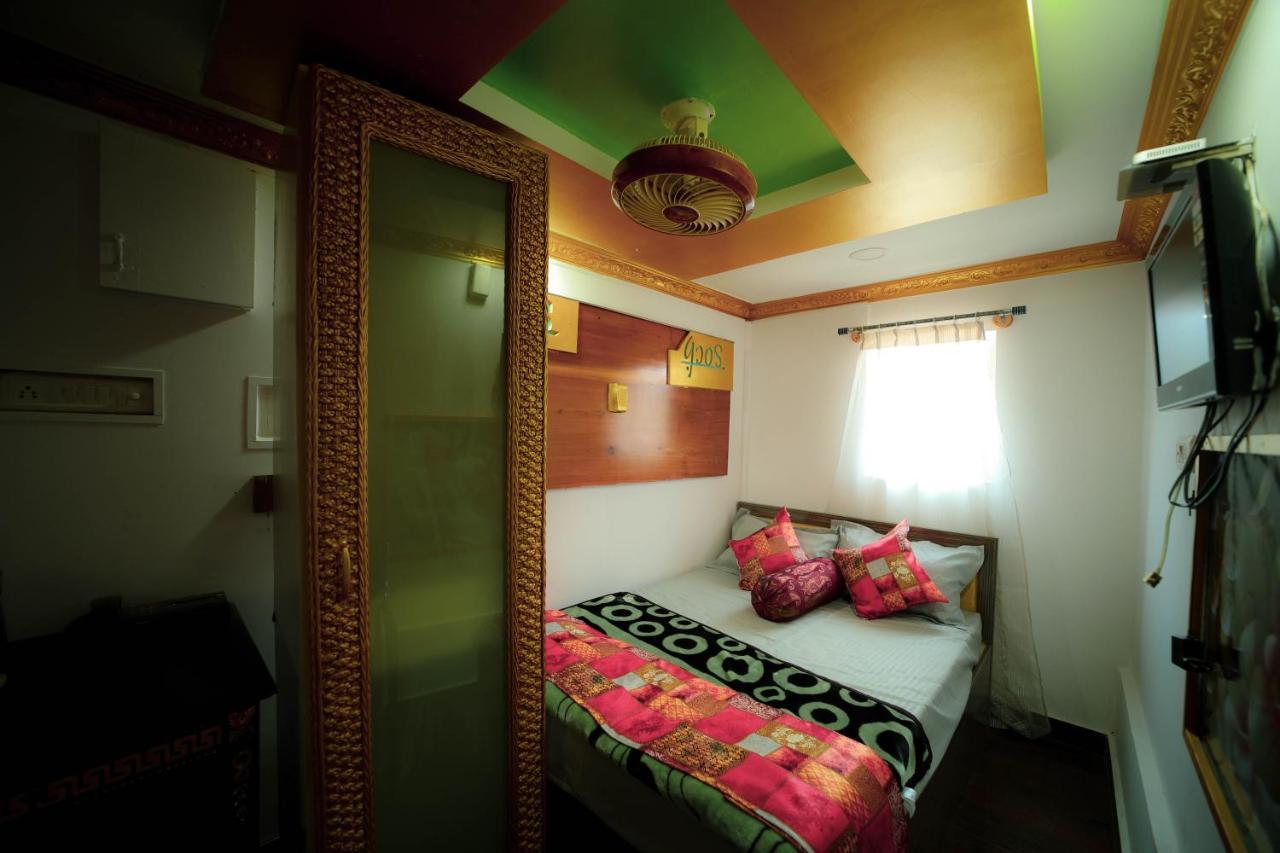 Hotel Collection O Ya And Suites 3*