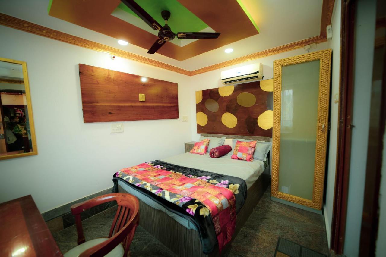Collection O Ya And Suites Bangalore