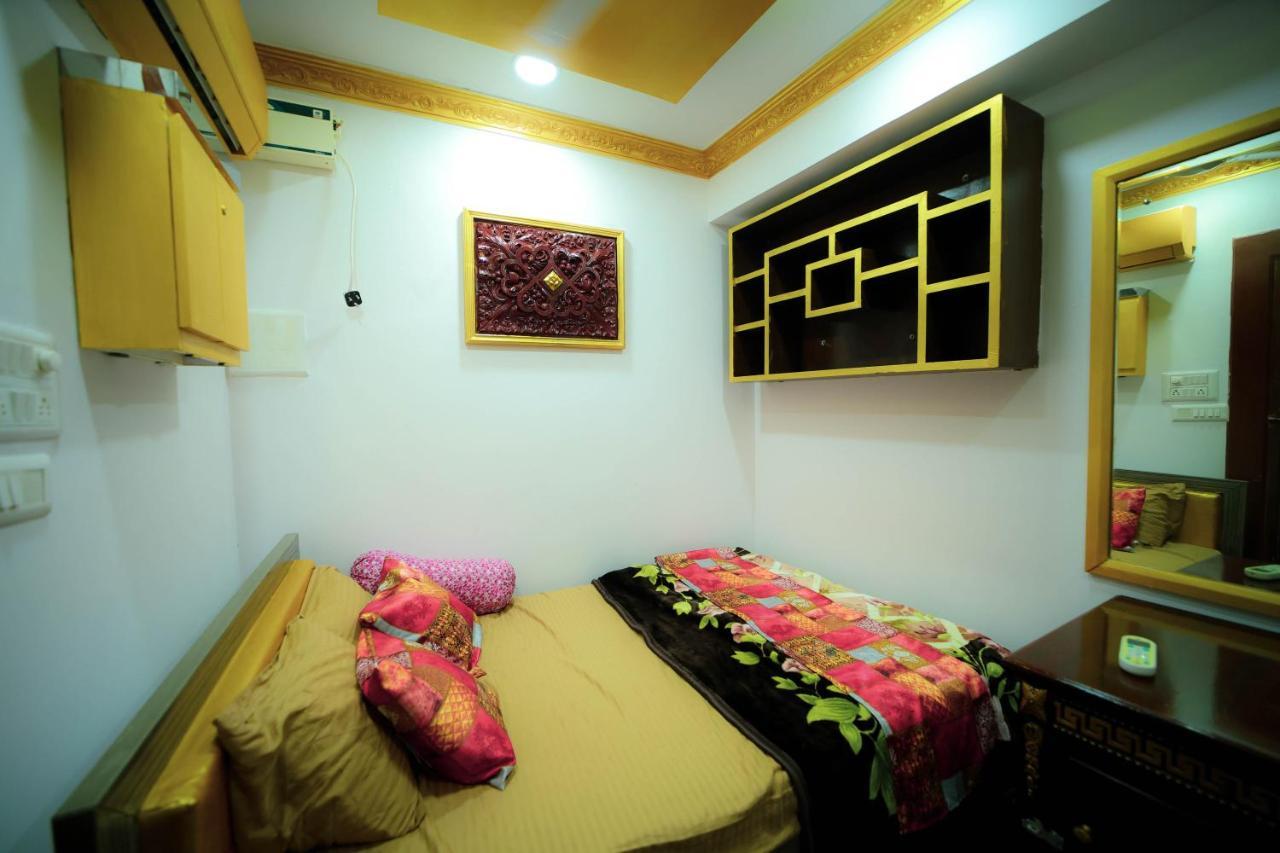 Collection O Ya And Suites Hotel