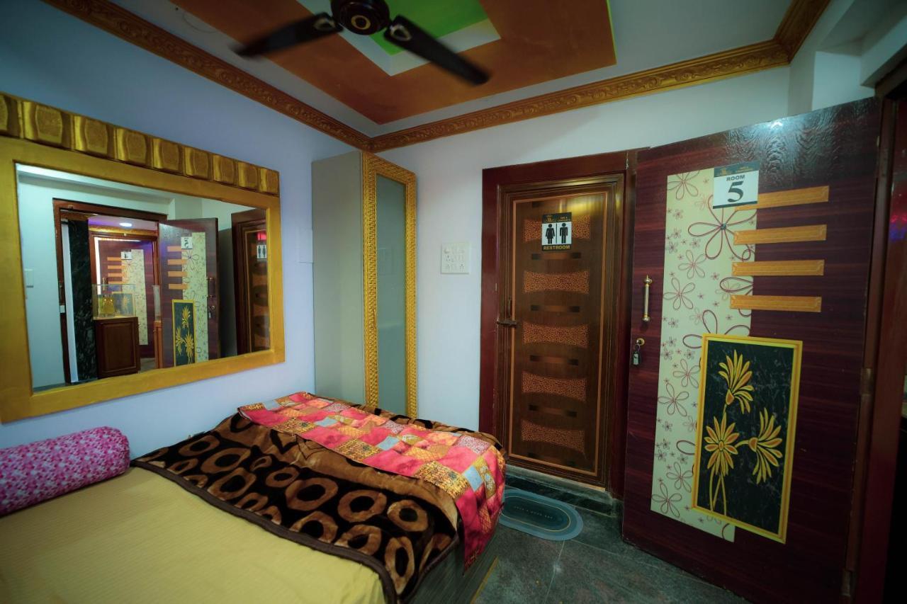 Collection O Ya And Suites 3*