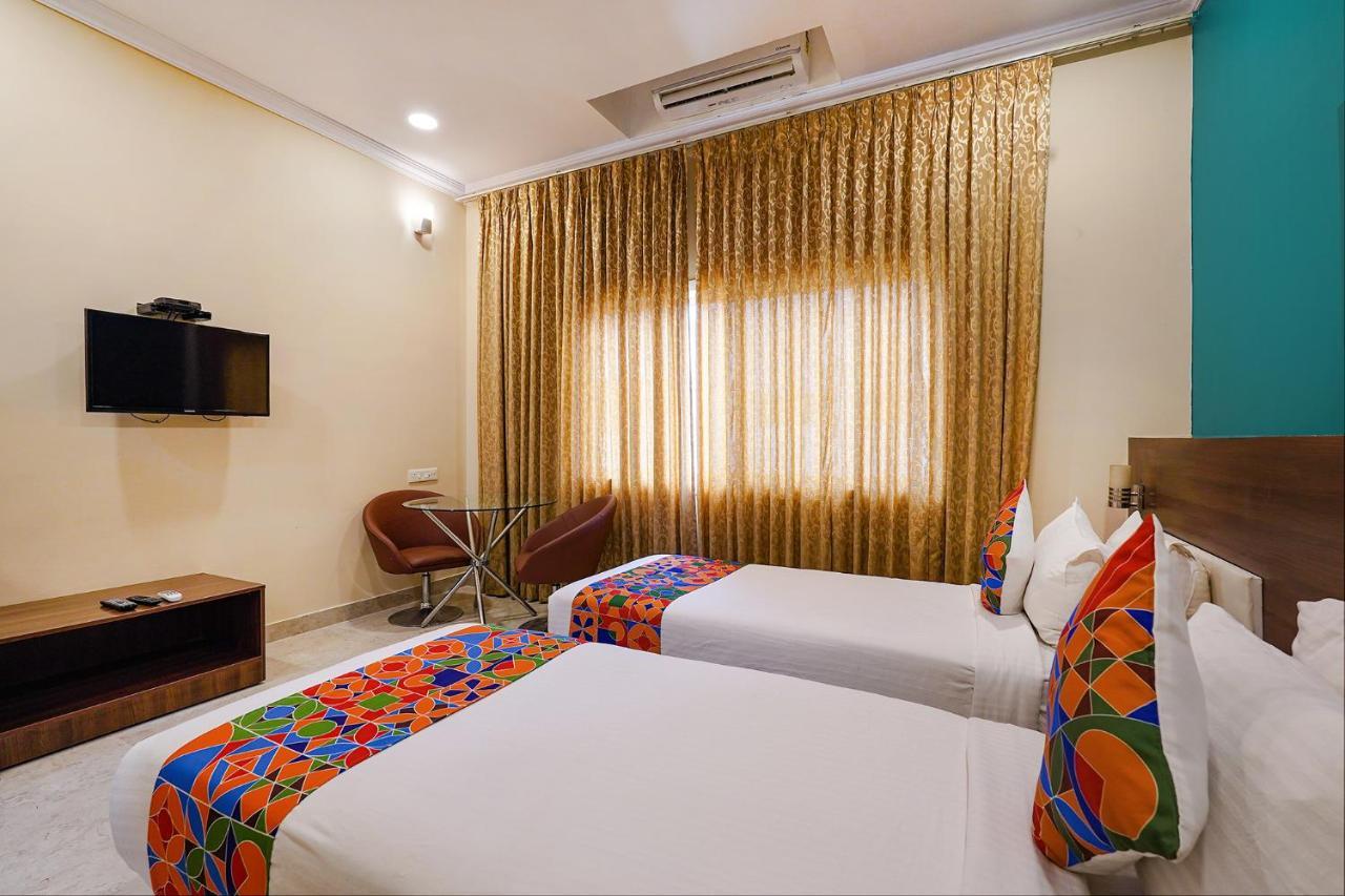 Fabhotel Chris - Nr Vydehi Hospital Hotel