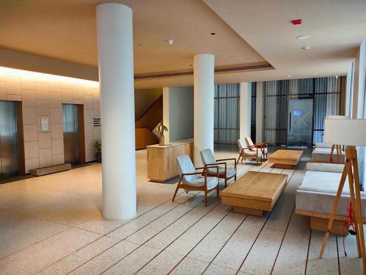 Hotel 37th Crescent 3*