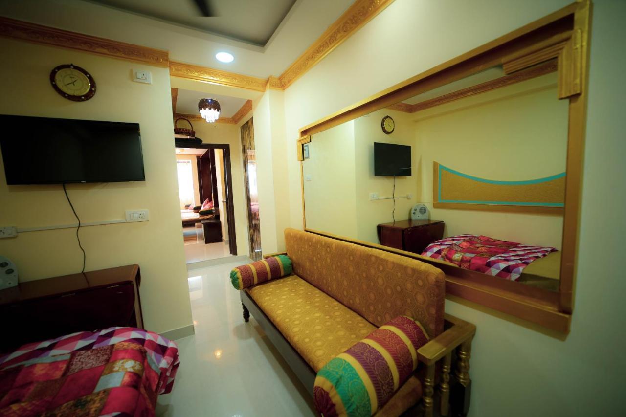 Hotel Collection O Ya And Suites 3*