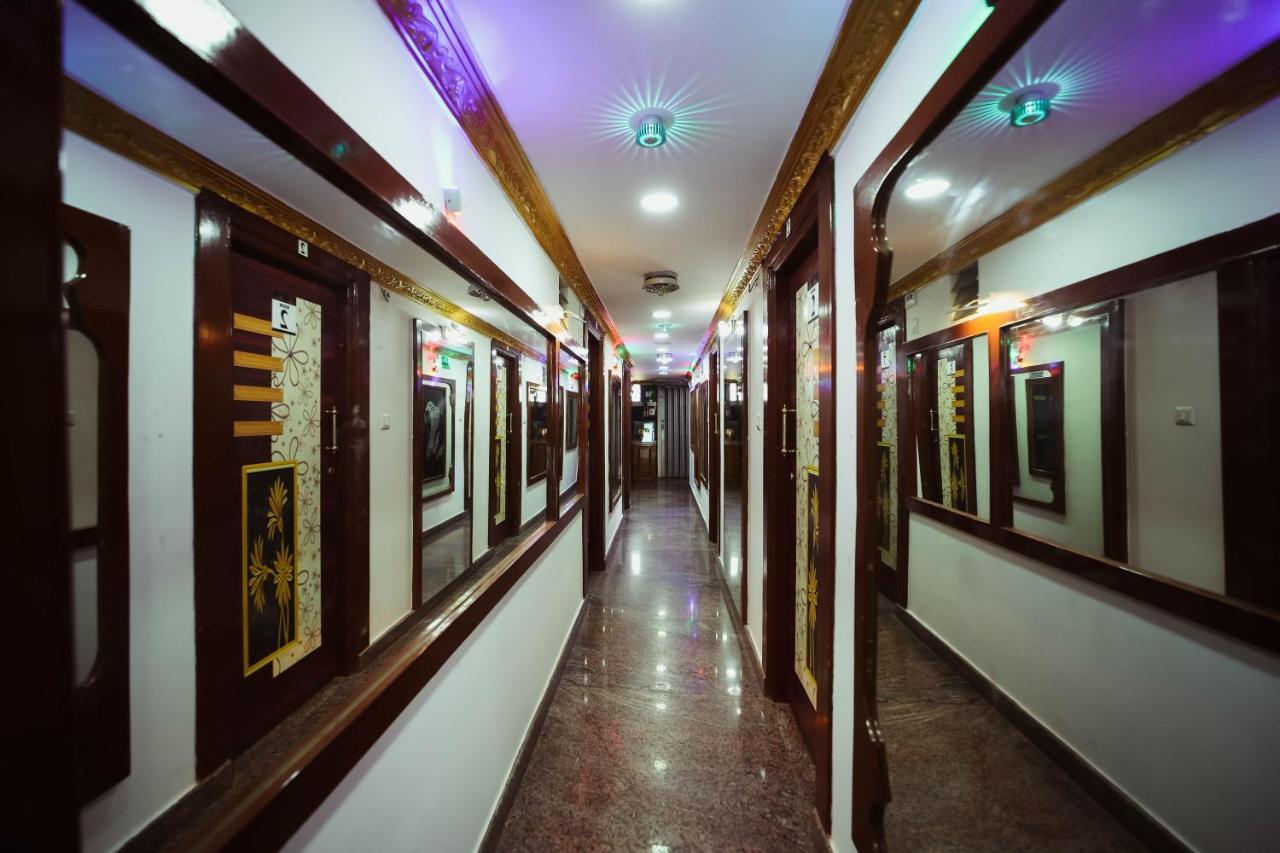 Hotel Collection O Ya And Suites Bangalore