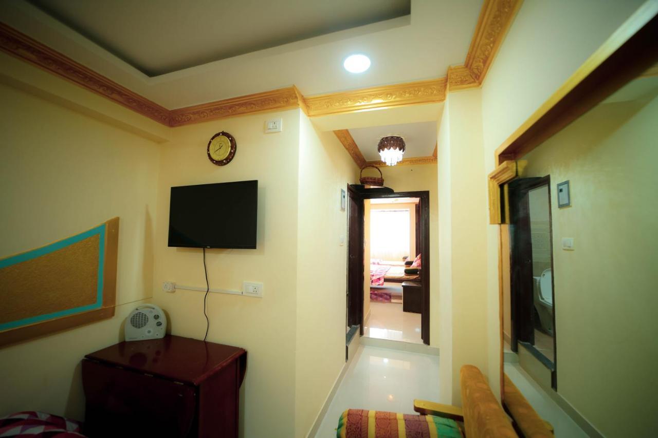 Collection O Ya And Suites Hotel 3*
