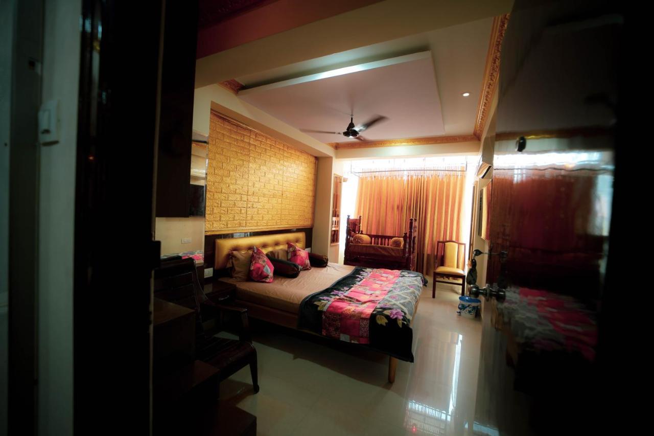 Collection O Ya And Suites Bangalore
