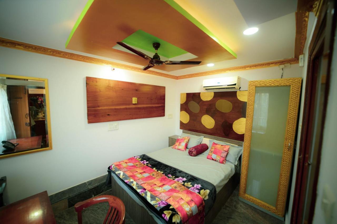 Collection O Ya And Suites Hotel Bangalore